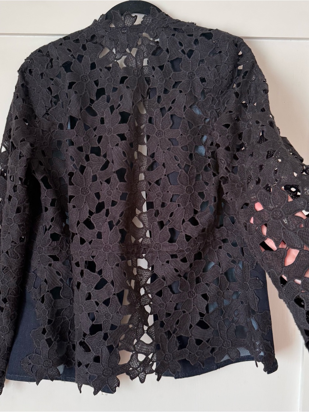 Elie Tahari Black Floral Lace Crochet Jacket, size Medium